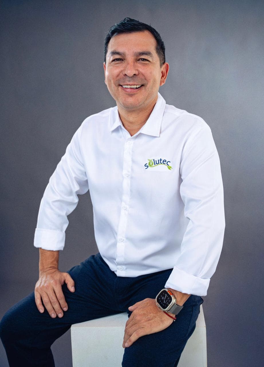 Christian Muñoz — CEO · Gerencia · SOLUTEC