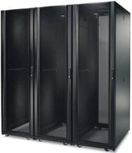Racks y gabinetes para data center 24U a 48U